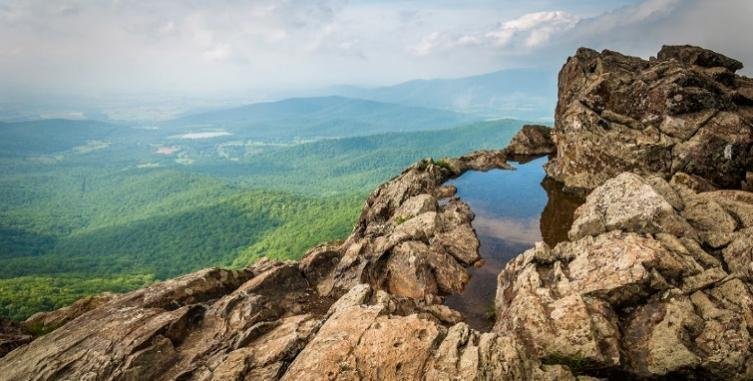 Cung đường ngắm cảnh tuyệt đẹp Shenandoah Skyline Drive trên dãy Blue Ridge